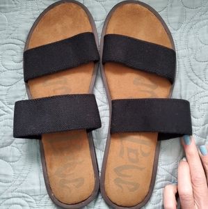 Women's sandals, EUC
